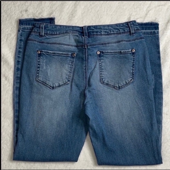 Cred NY Skinny Raw hem Stretchy Jeans Distressed Size 5 - Picture 8 of 8